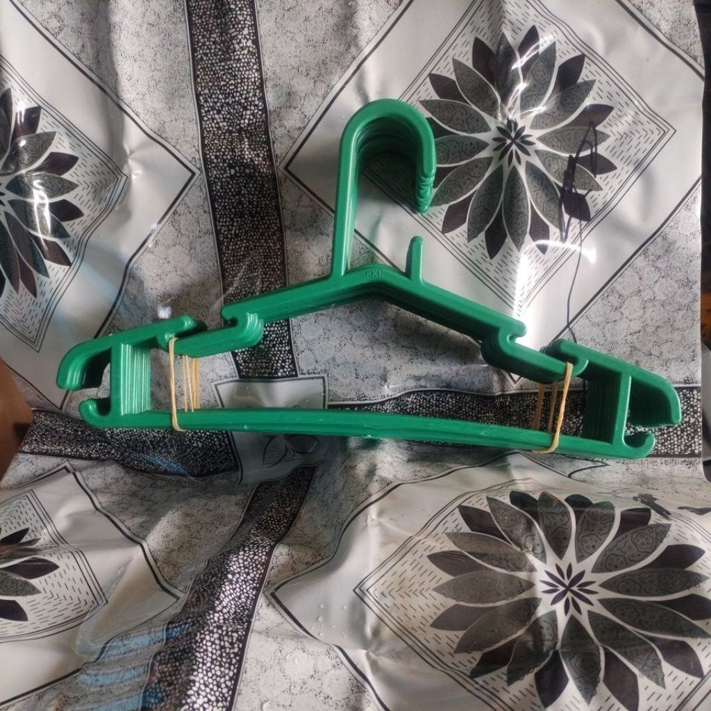 Hanger baju 1lusin