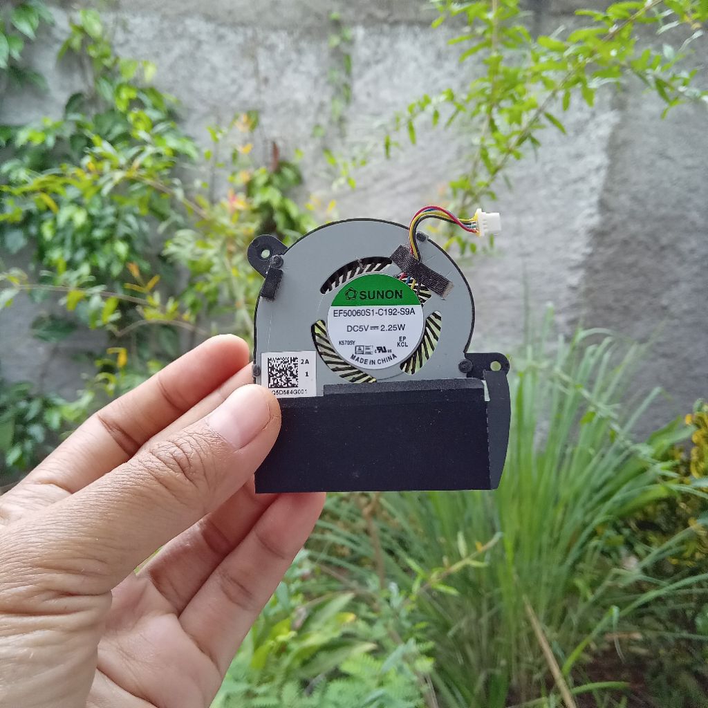 Kipas notebook asus original (bekas copotan)