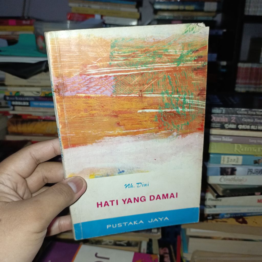 Hati yang Damai by Nh. Dini