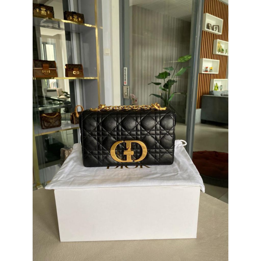 IDR 38.000.000 - Dior Caro Small Black 2020 (vvgc with box, db)