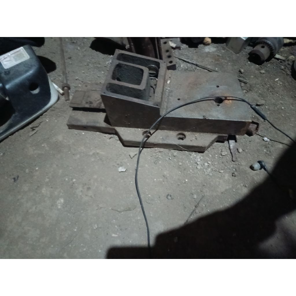 eretan atas mesin bubut