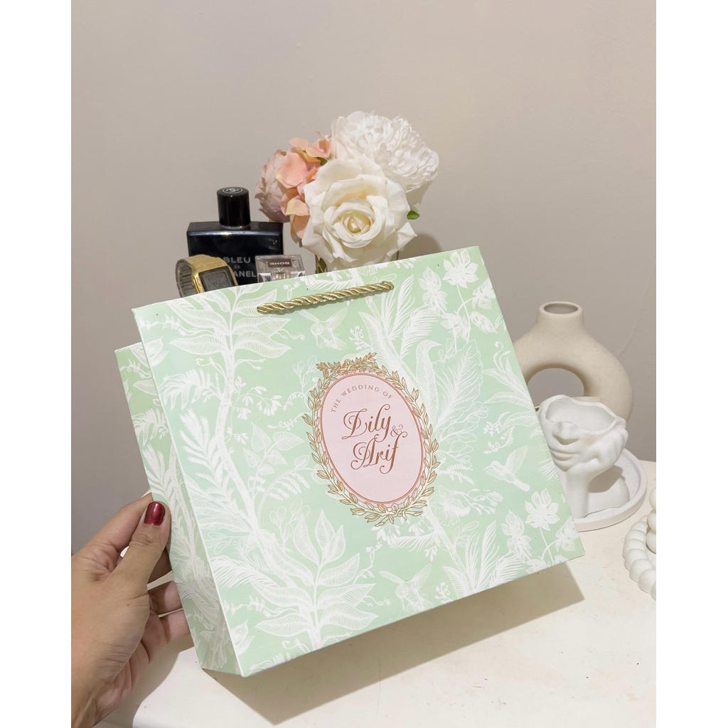 

Paperbag Totebag Paper bag uk.22x23x9