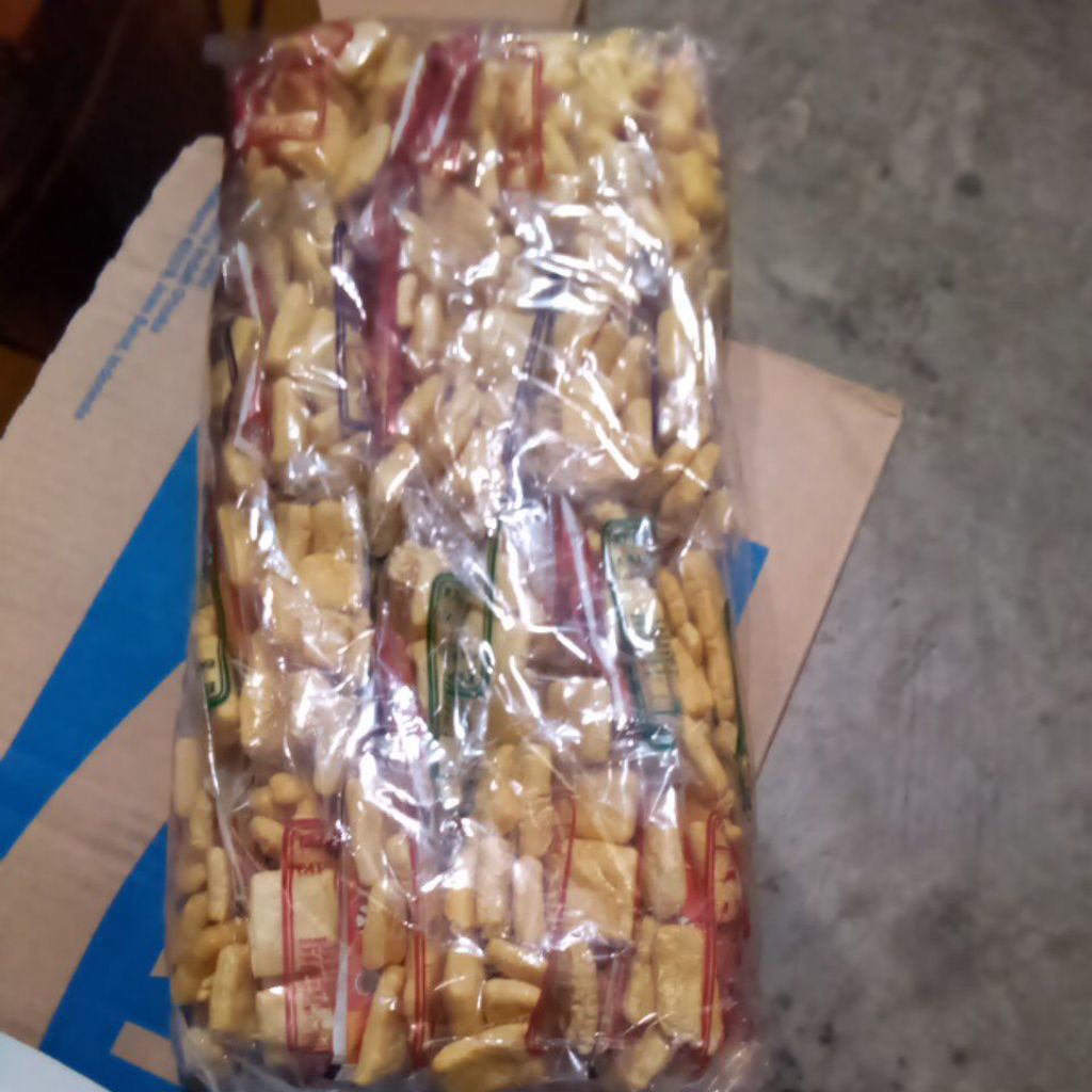 

CASPER kerupuk tahu isi 24bks/pack