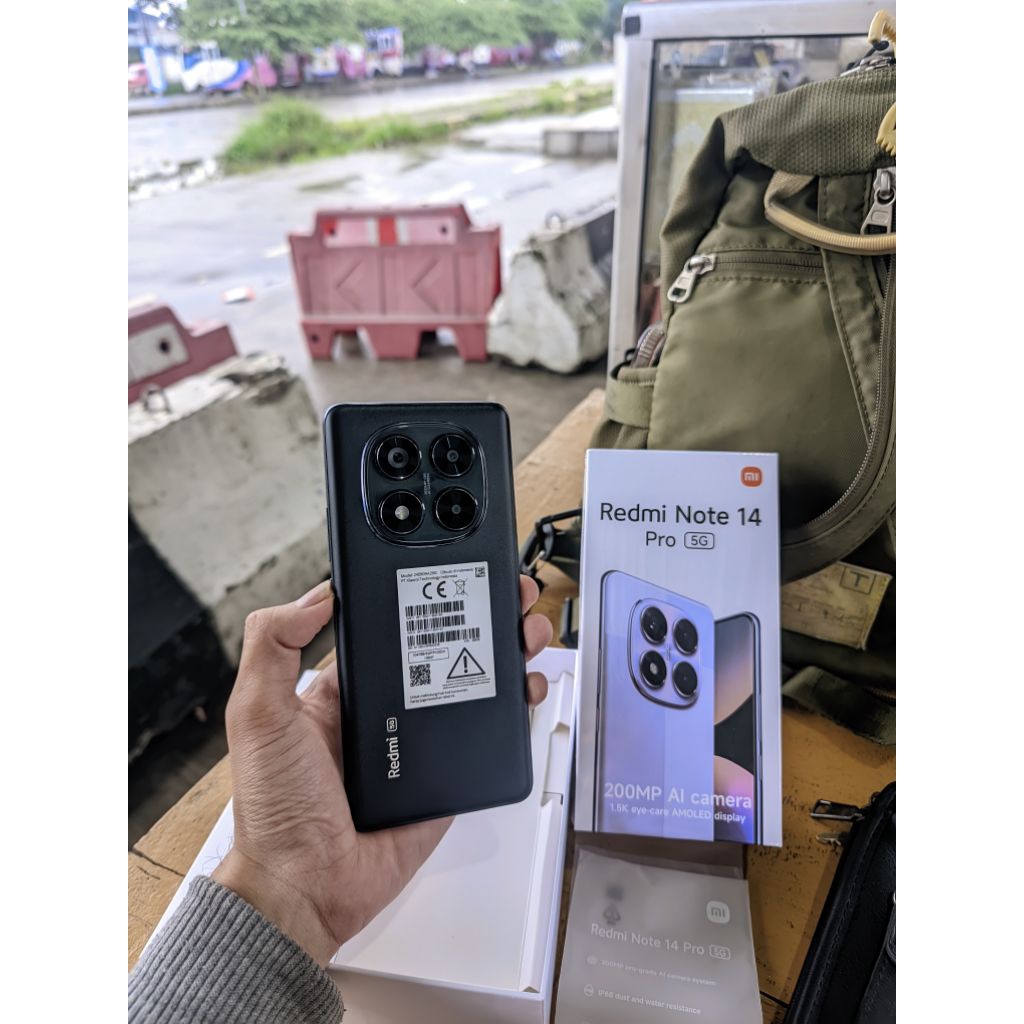 redmi not 14 pro 5G Ram 8/256 super mulus like new