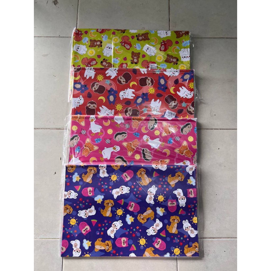 

Kertas kado kiki 1 pack isi 50 lembar