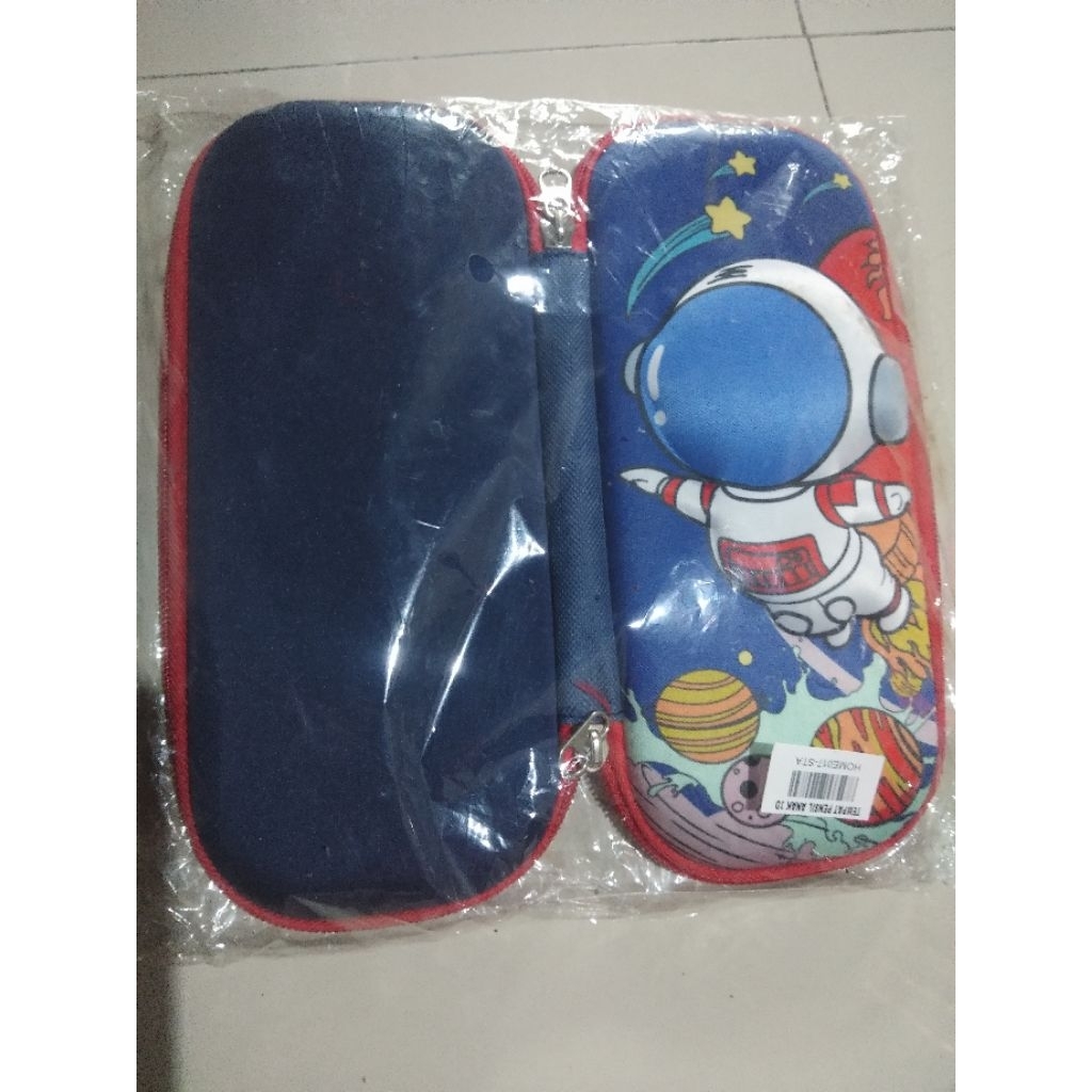 

TEMPAT PENSIL 3D