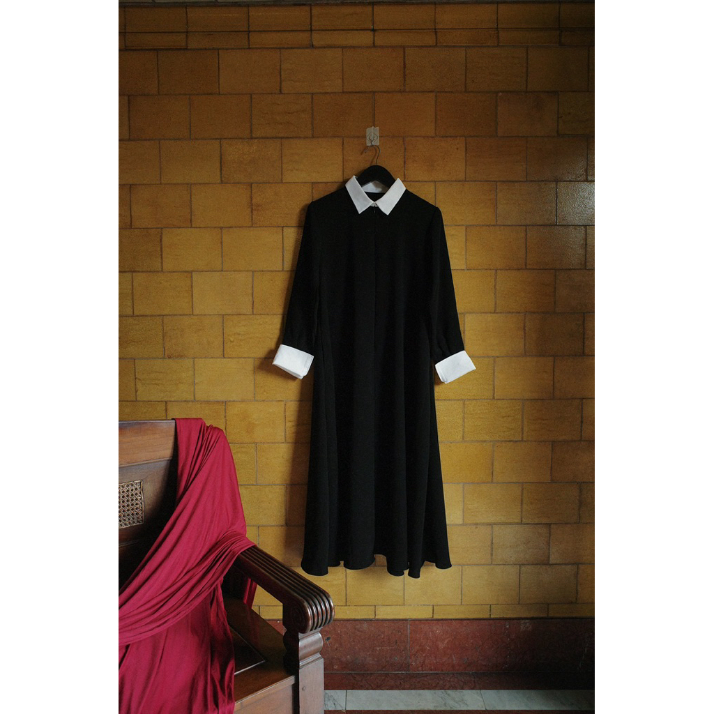 NWT Elmadina Abaya - The Dress #02