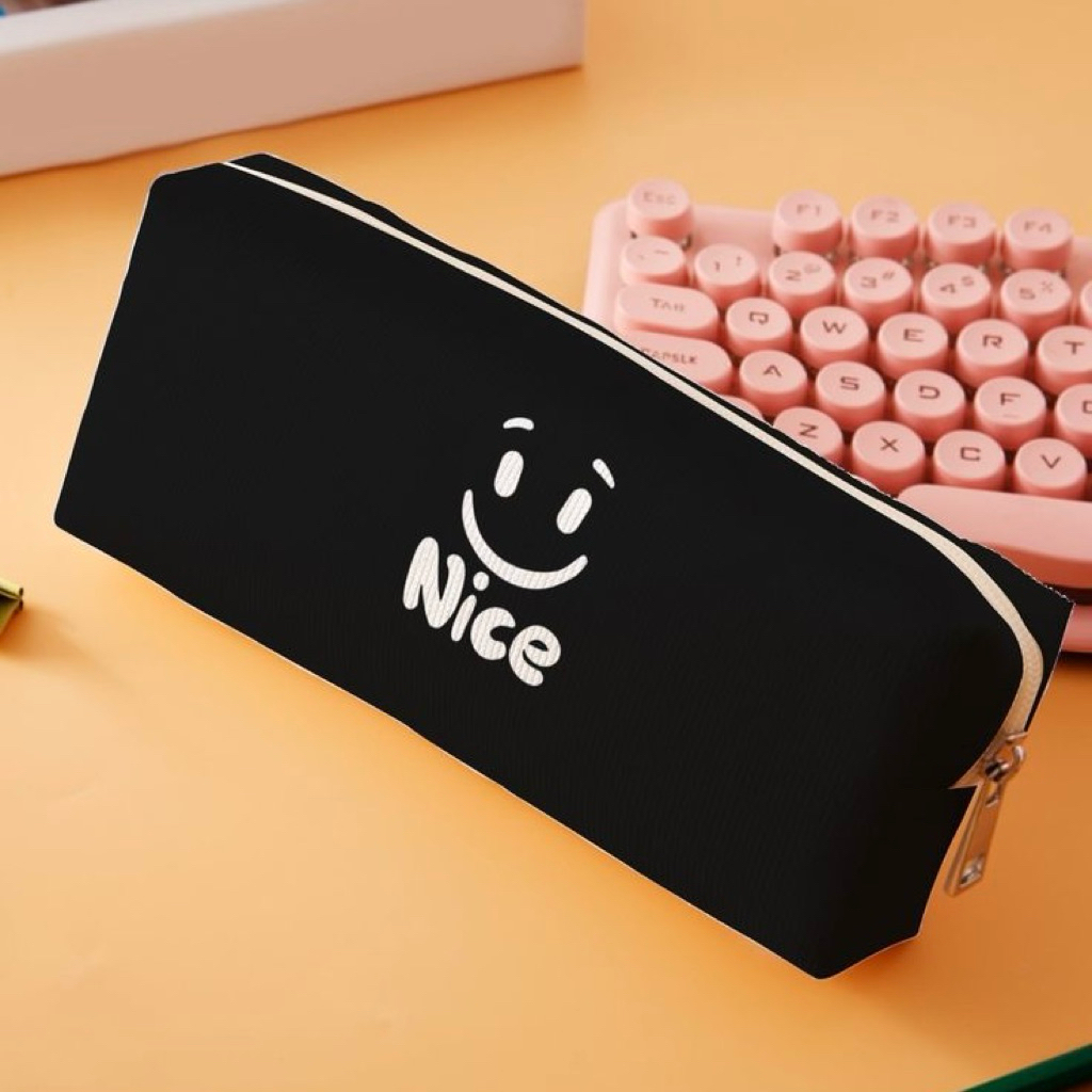 

KOTAK PENSIL/BOLPEN/BOLPOIN VARIAN WARNA HITAM ELEGAN