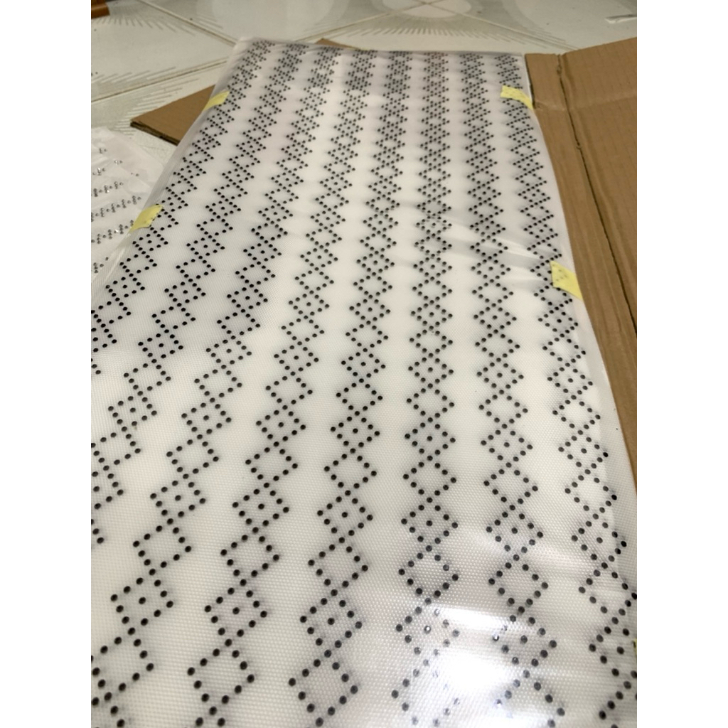 PAYET PRESS MOTE GOSOK SWAROVSKI MOTIF WAJIK