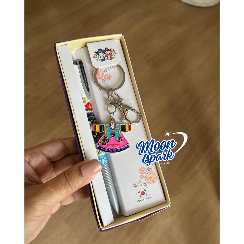 Pen + Gantungan Kunci Hanbok Box Korea