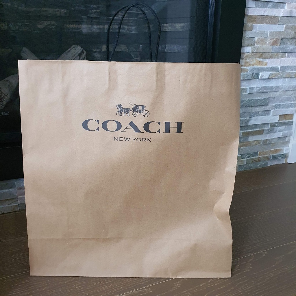 

Paperbag C o a c h berbagai ukuran
