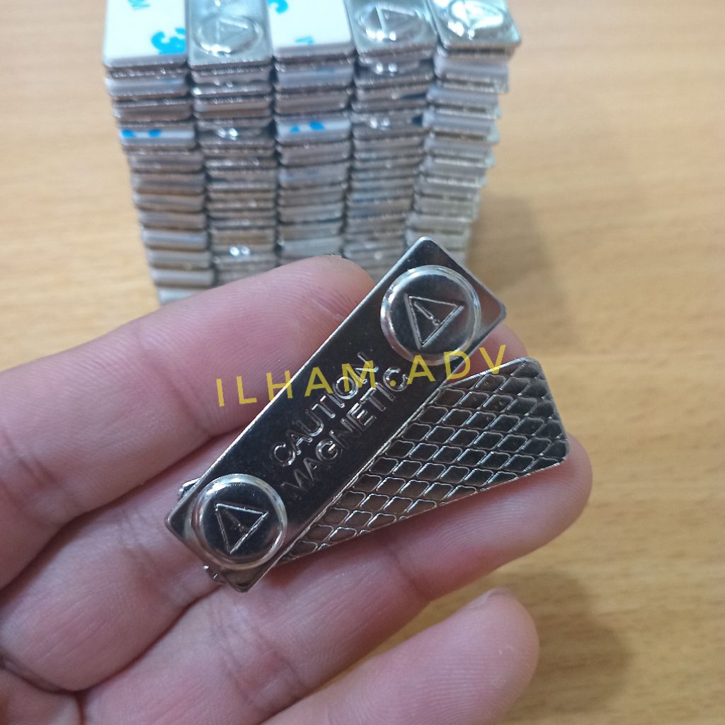 

magnet nama dada manget nametag berkualitas