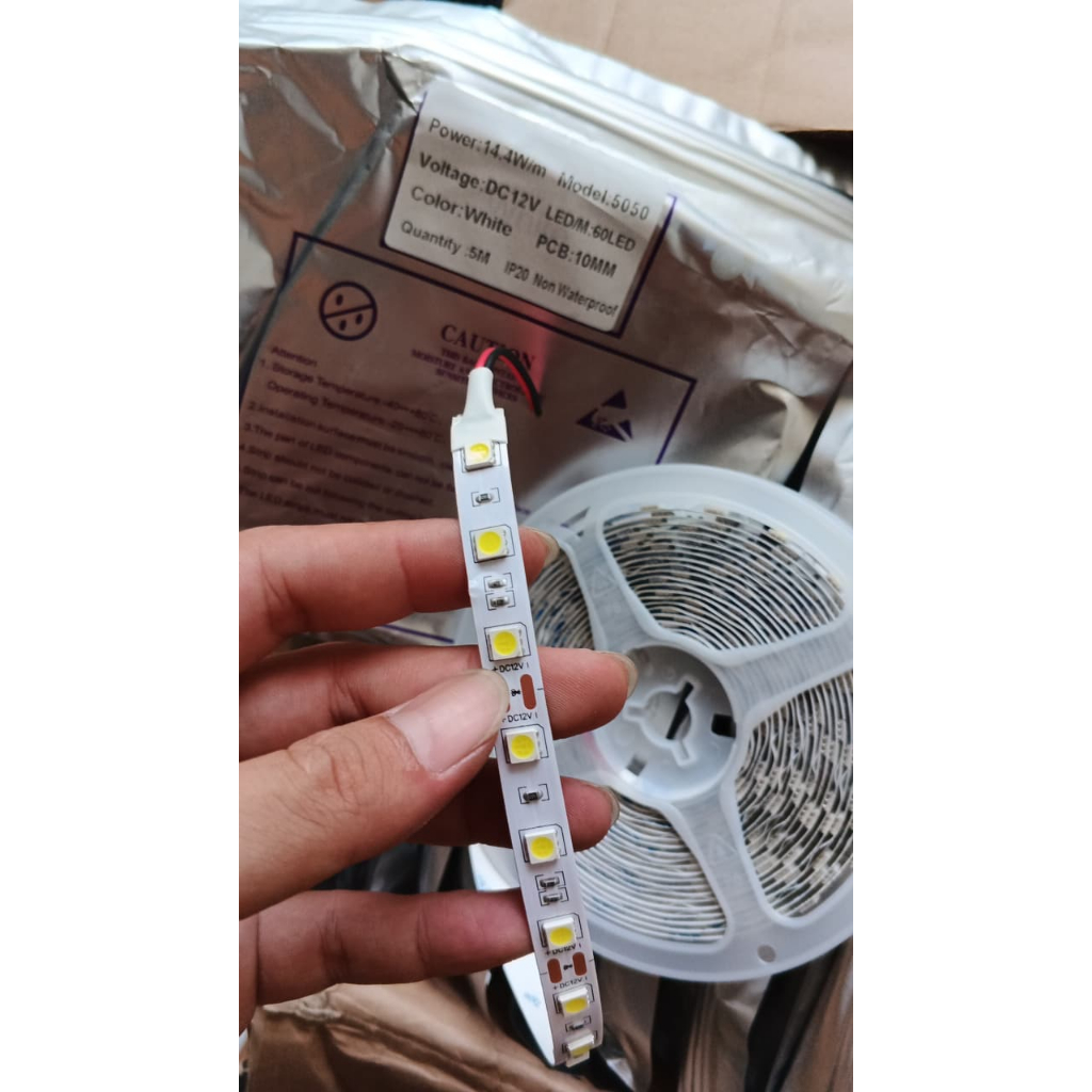 Lampu LED Strip Flexible 12V 5050 60LED PUTIH