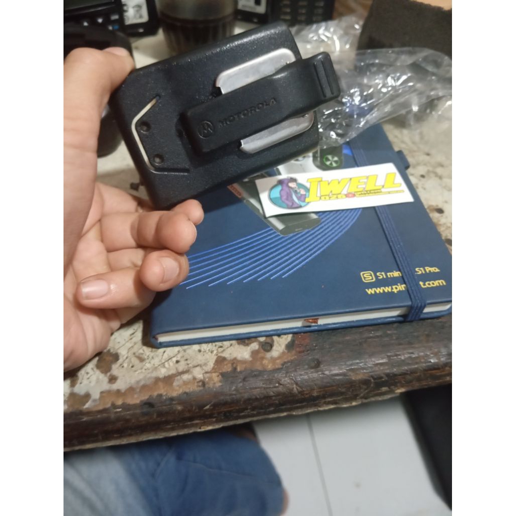 BELTCLIP MOTOROLA GP338 PLUS  ORIGINAL SECOND 95%