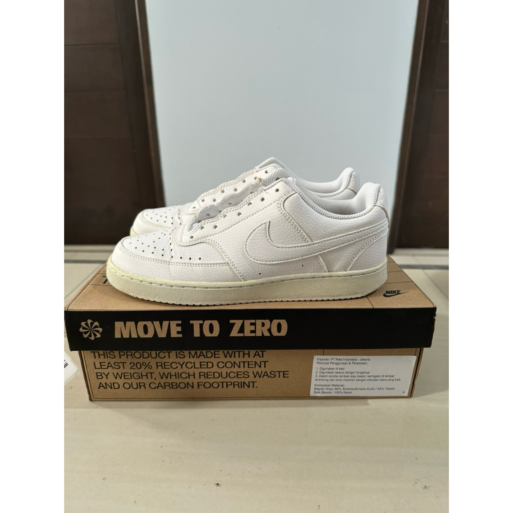 NIKE Men Sportswear Court Vision Low BE Sepatu Olahraga Pria