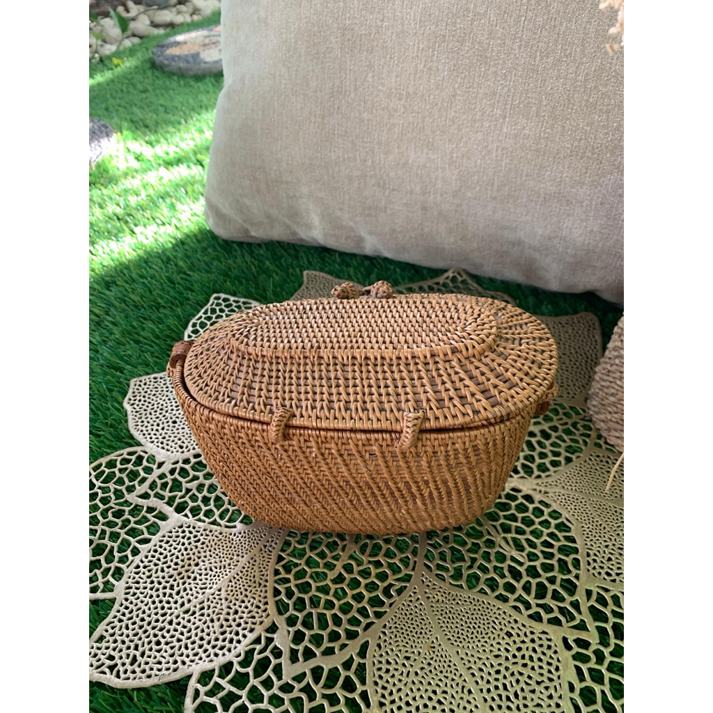 Tas Anyaman Asli Pulau Lombok