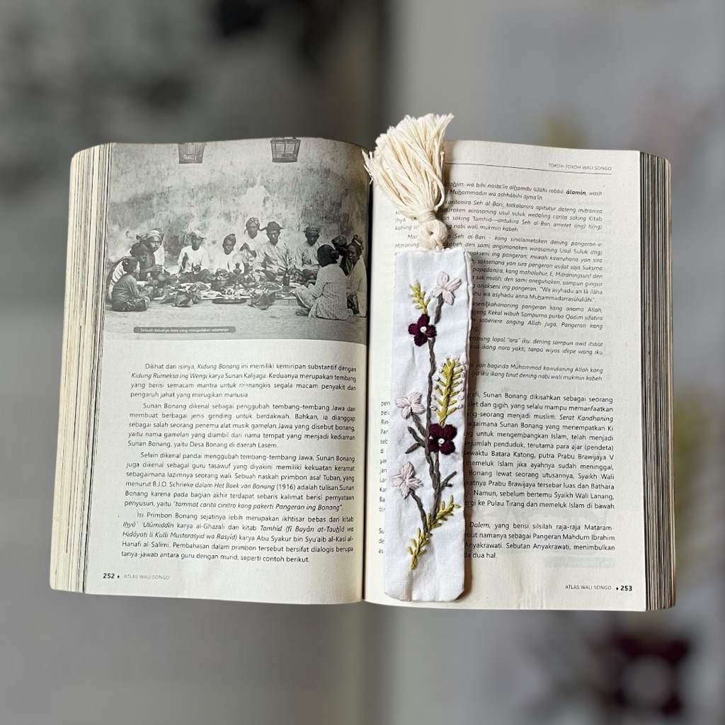 

Bookmark Vintage Embroidery Handmade Astetic | Pembatas Buku Flower Purple