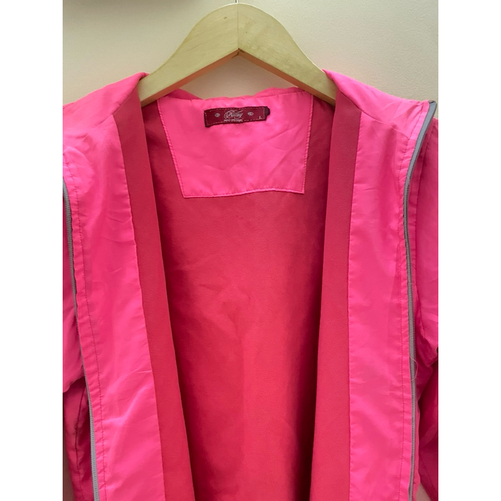 Preloved Jaket brand rilley