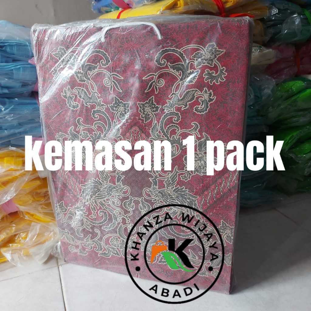 

Paperbag Motif Batik / Paperbag Batik 20x30 / Harga Lusinan