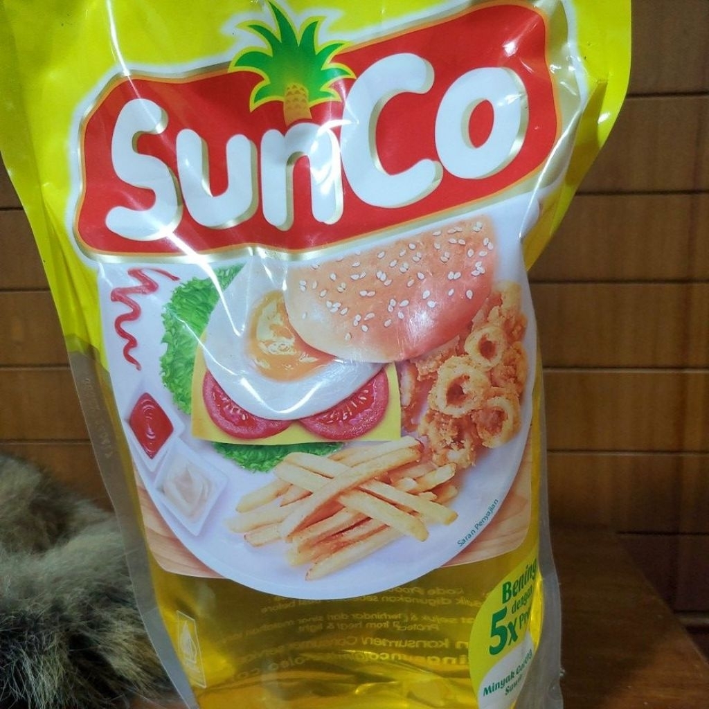 

SunCo Minyak Goreng Sawit / 2 Liter / Minyak goreng bening dengan 5x proses