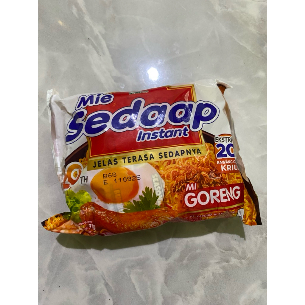 

mie instan SEDAAP goreng & kuah 1 pcs