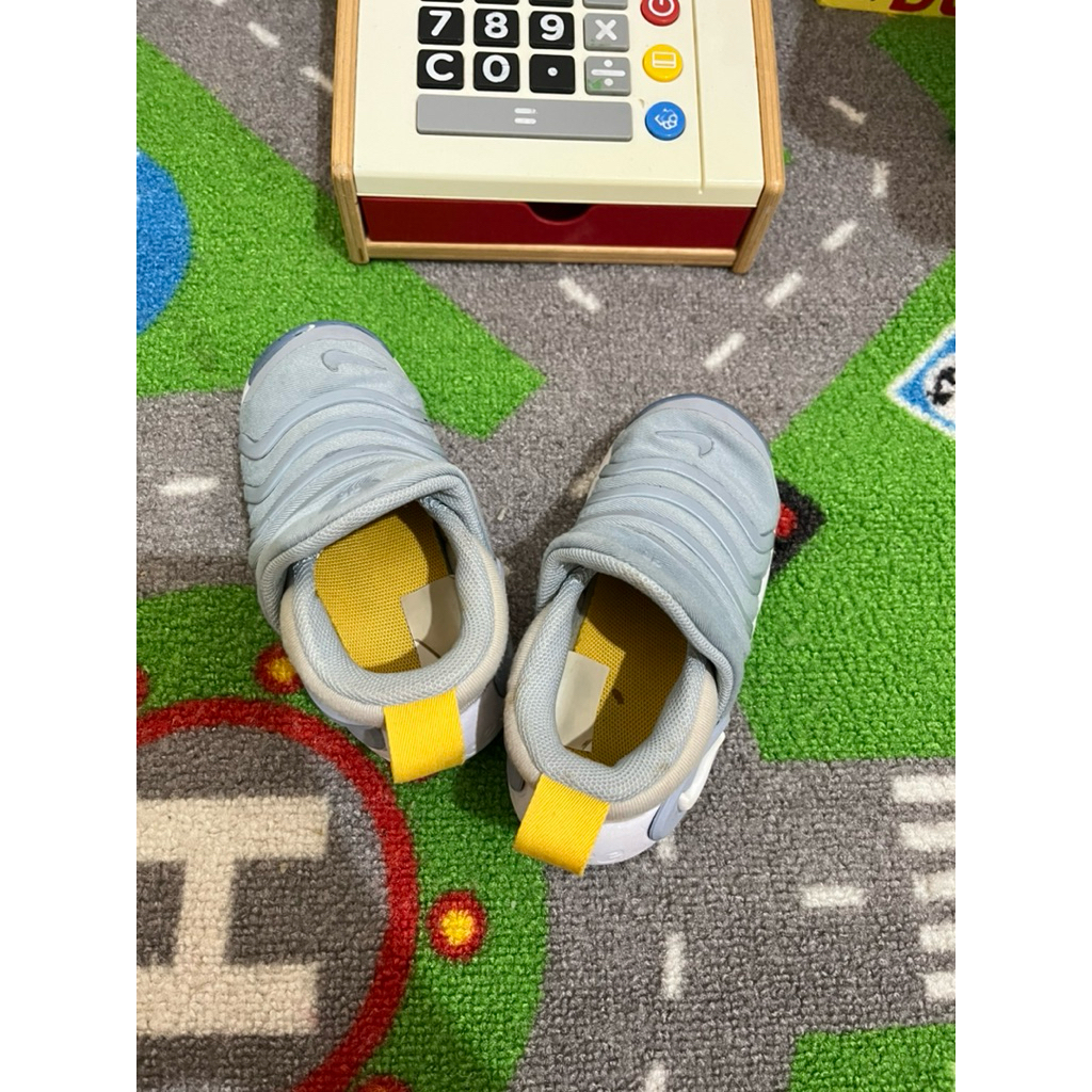 Preloved Nike dynamo go