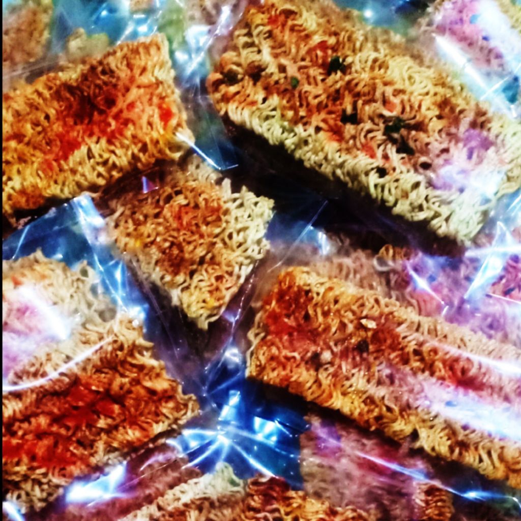 

Mie Goreng Kering Renyah