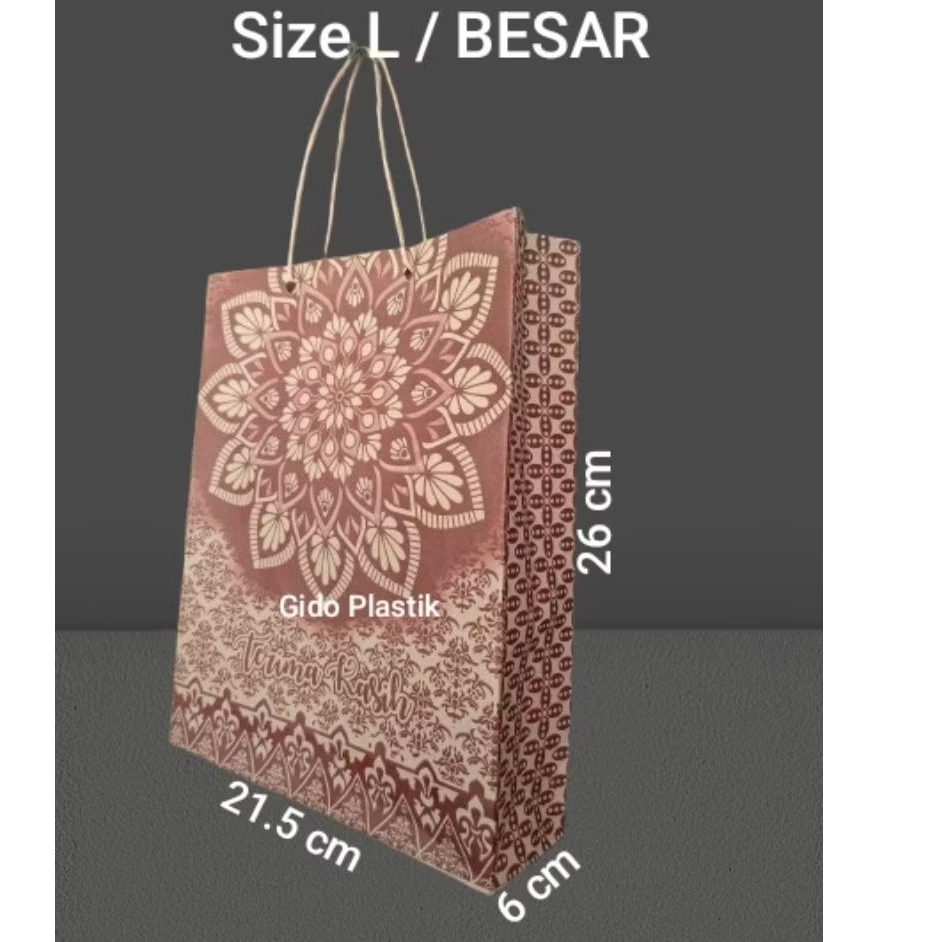 

PAPER BAG BATIK UKURAN 21,5 cm x 6 cm x 26 cm.