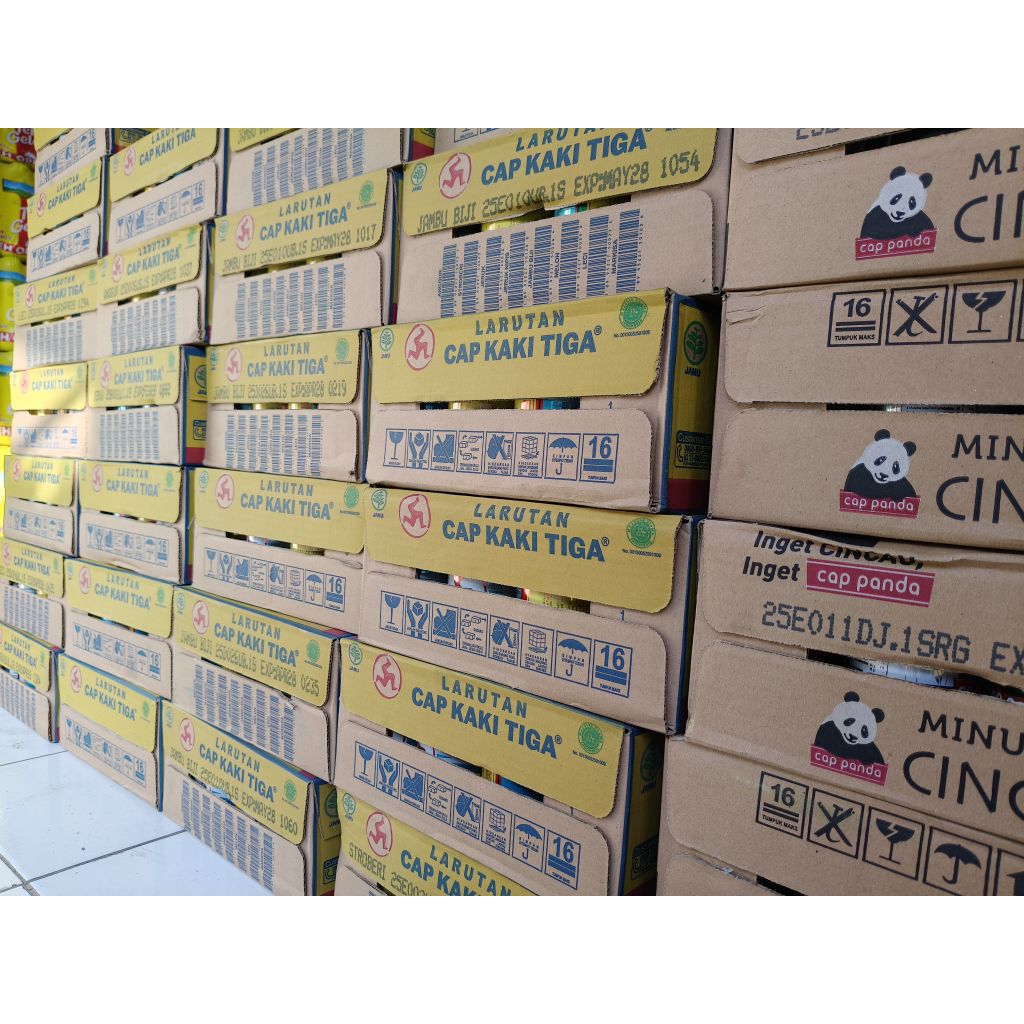 

KHUSUS INSTAN KURIR-LARUTAN CAP KAKI TIGA 320ML KARTONAN ISI 24PCS