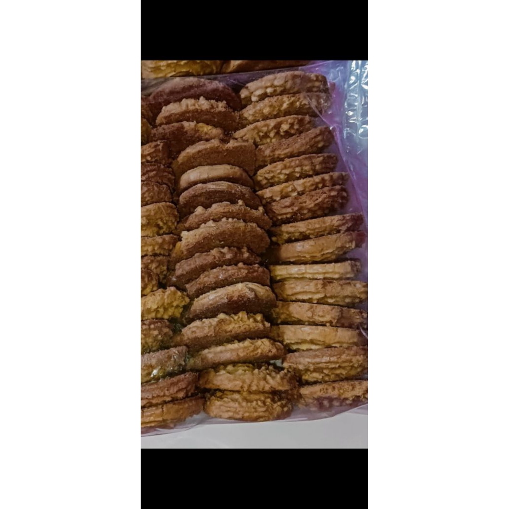 

Kue kering gula merah 3 pak muat 1 toples besar