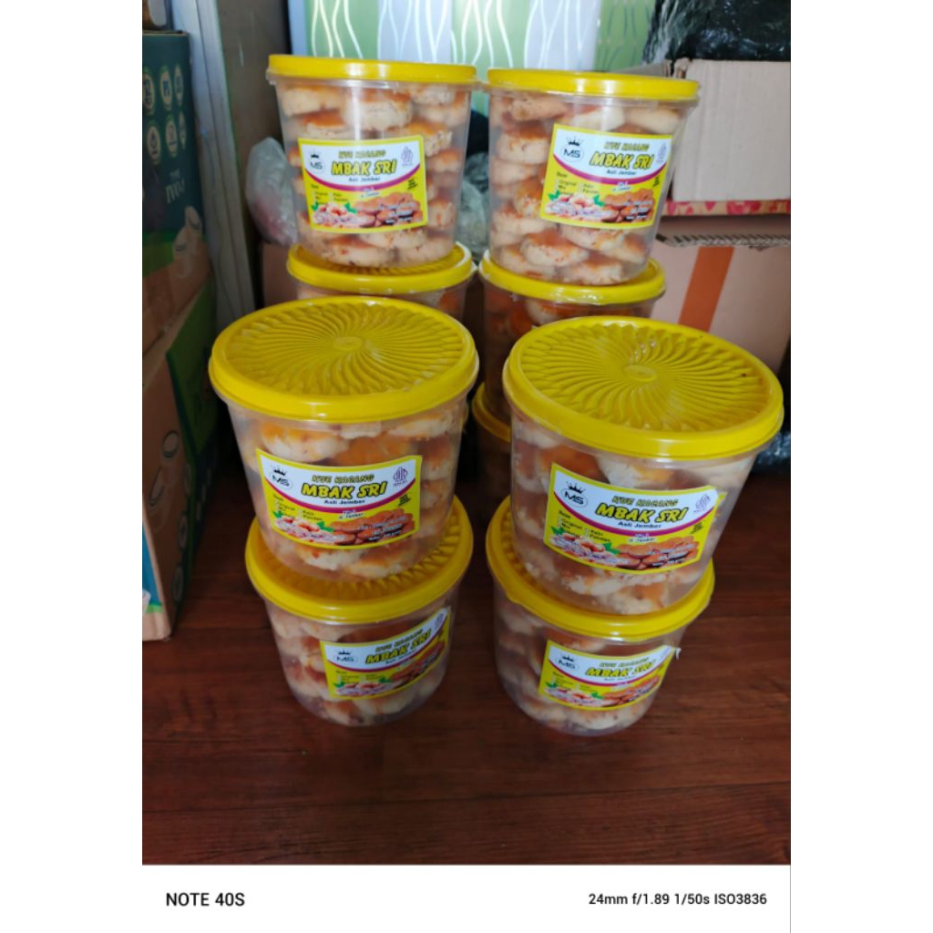 

kue kacang mbk sri, kue kacamg enak, kue kacang murah