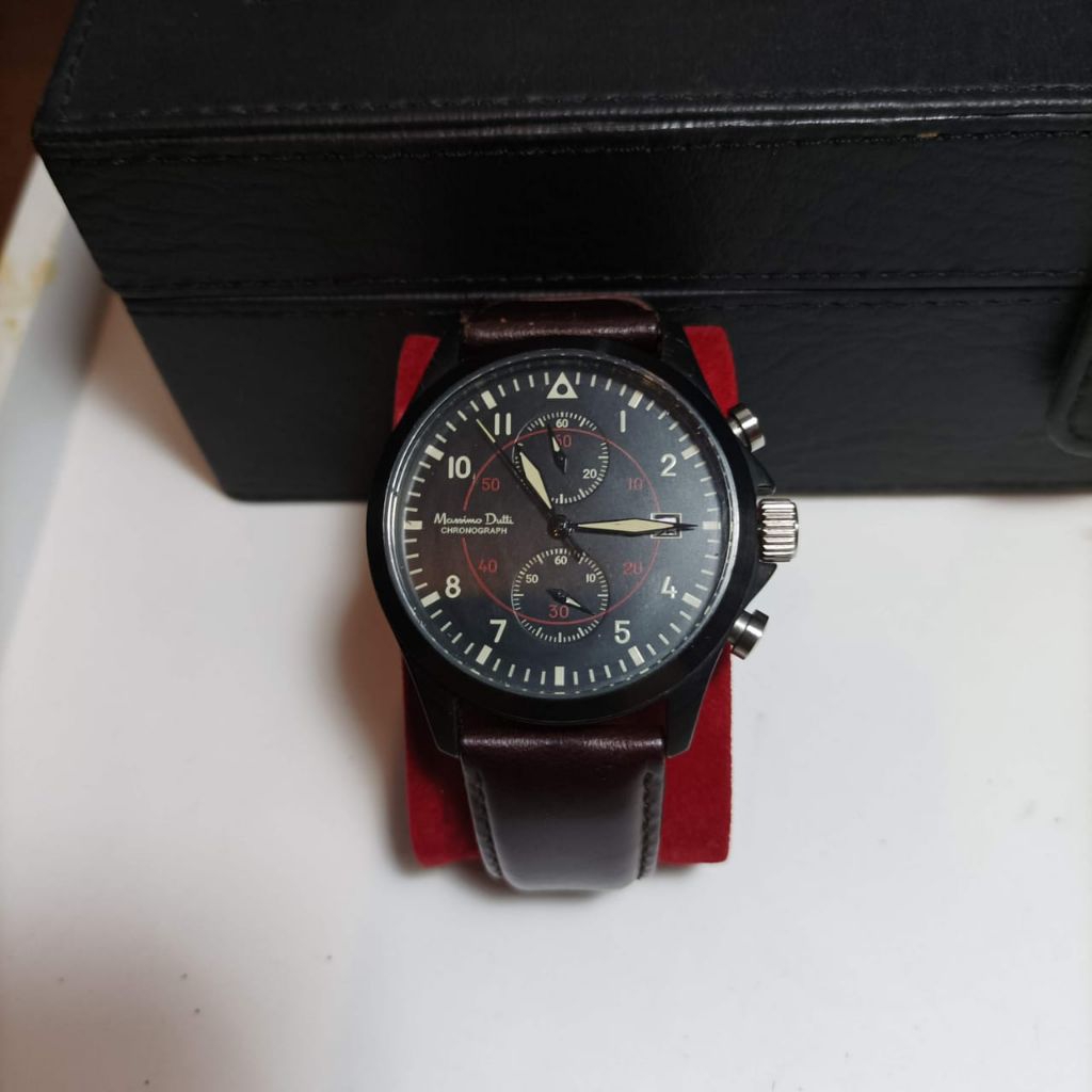 Jam Tangan Pria Massimo Dutti