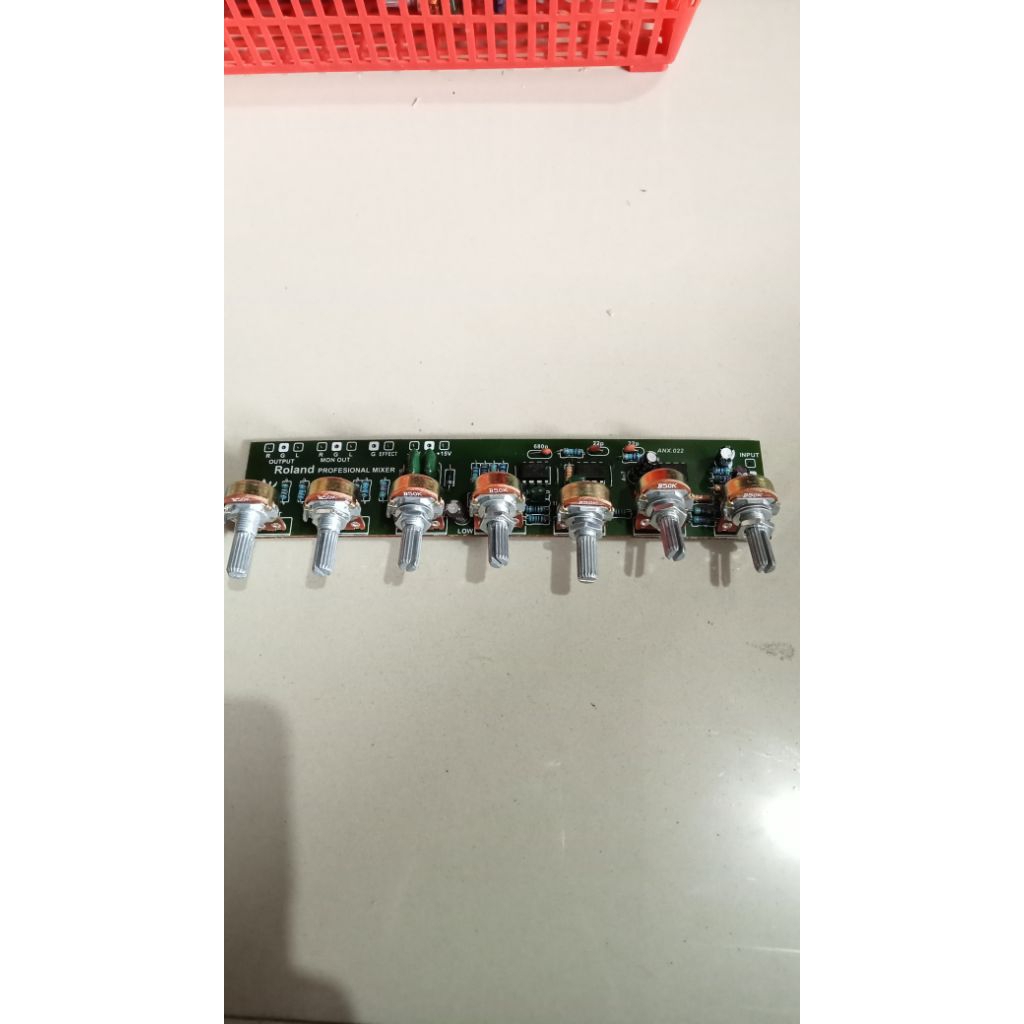 penguat mic 7 potensio roland