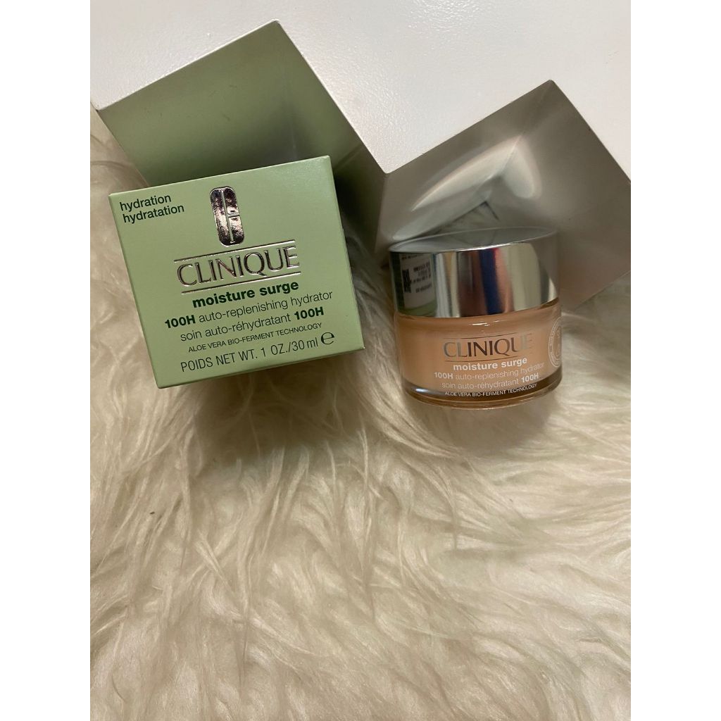 Clinique moisture surge 100H auto-replanishing hydrator