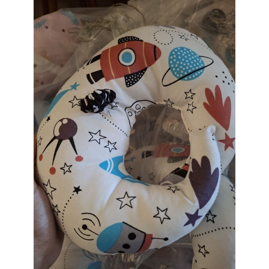 Bantal botol susu bayi motif lucu