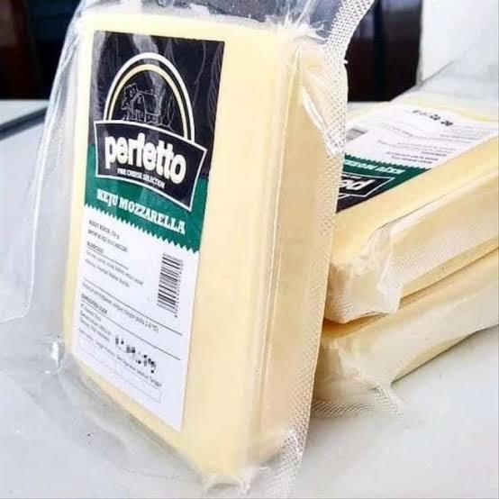 

Perfetto Keju Mozarella 200 gr Repack