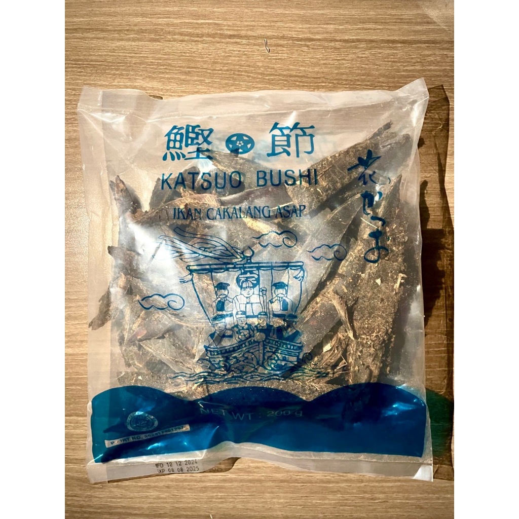 

Katsuobushi Kasar / Ikan Cakalang Asap 200g