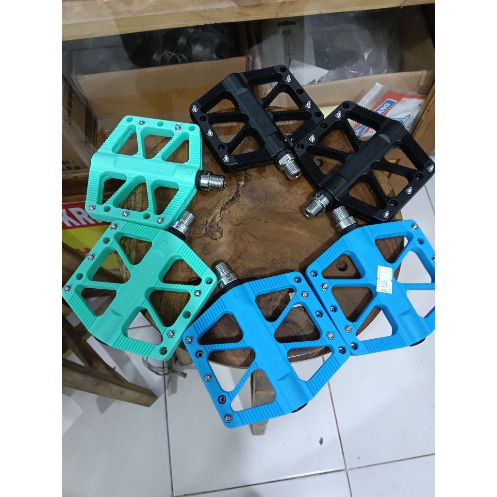 pedal BMX raze fmfxtr pedal raze as besar