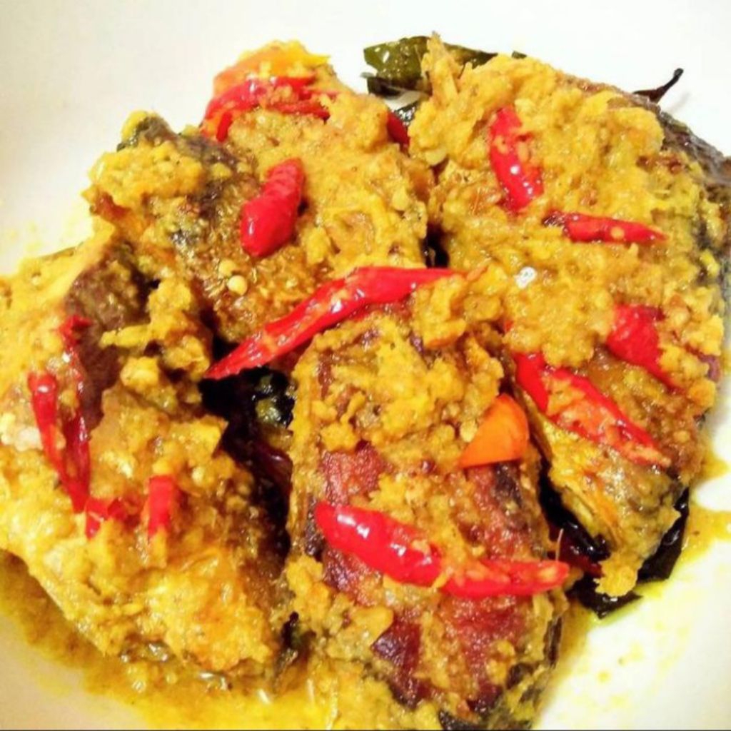 

Pesmol Ikan Bandeng Bumbu Kuning