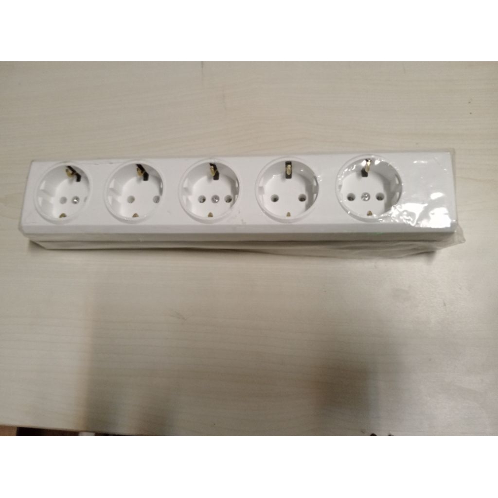 stop kontak broco 5 lubang