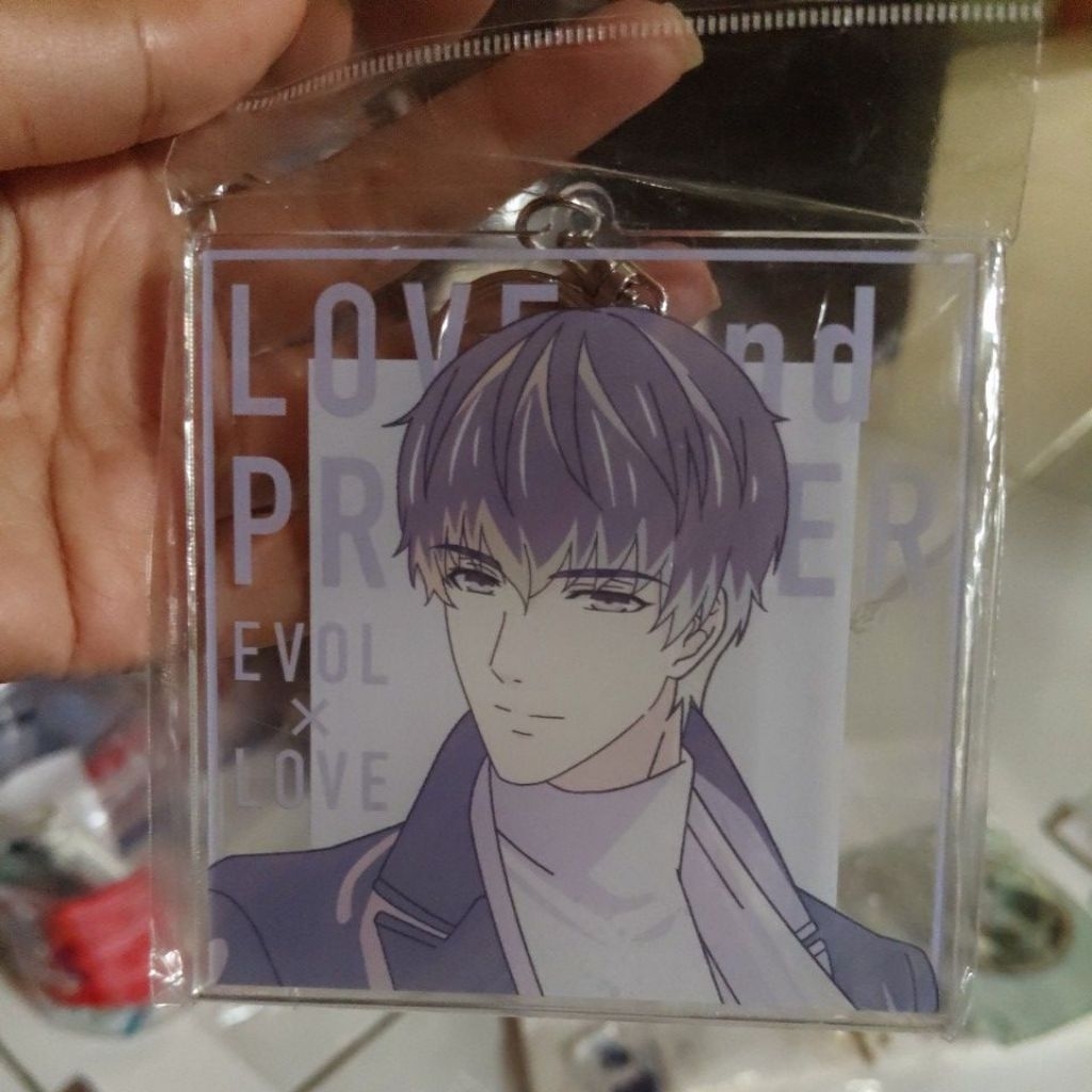 [official] Mr. love queen choice love x evol keychain