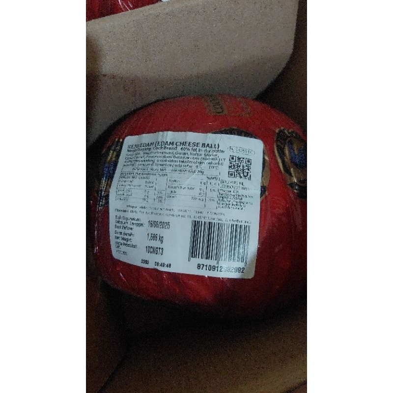 keju edam keju tua keju apel utuh keju merah
