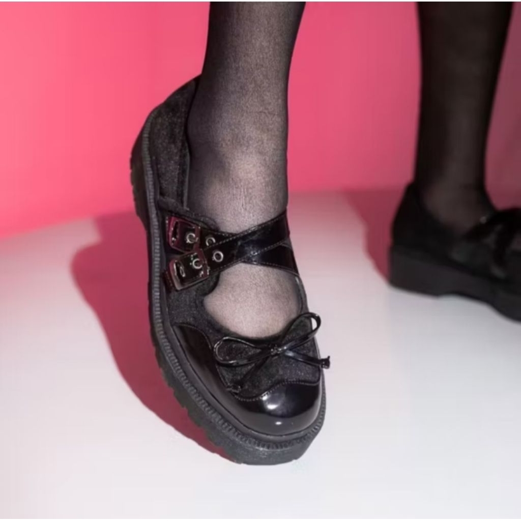 preloved sepatu girl crush jisoo black by cekhas