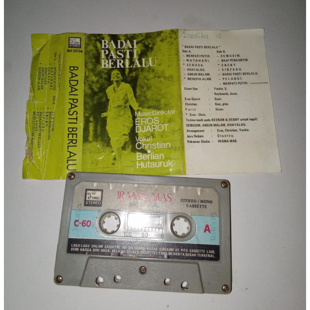 kaset pita soundtrack badai pasti berlalu | christian