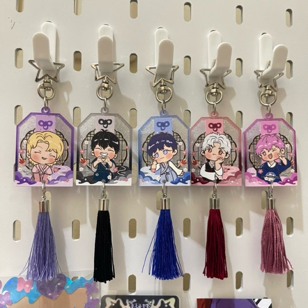 Plave Fanmerch Omamori Keychain by zep