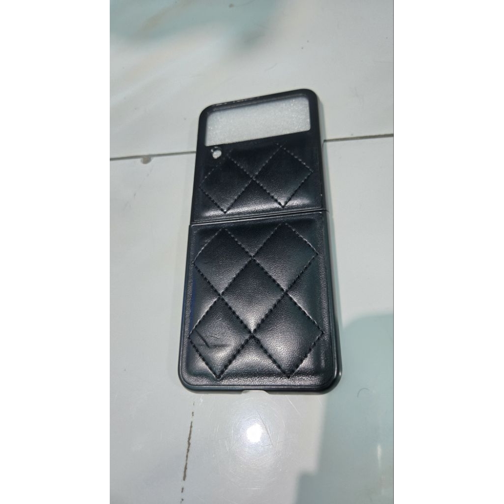 [SECOND LIKE NEW] Hardcase HP Samsung Z Flip4