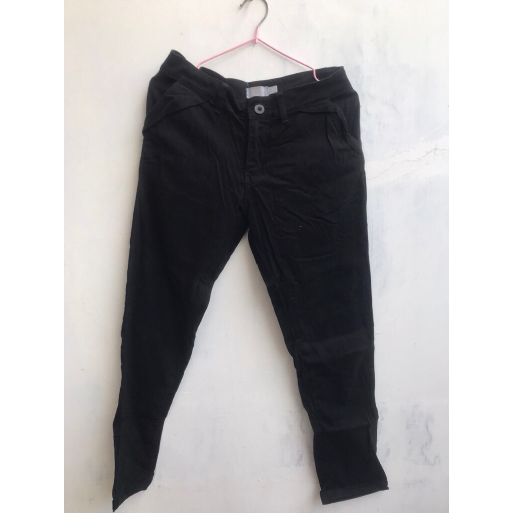 PRELOVED Jeans Hitam by DIESEL HOUSE LADIES