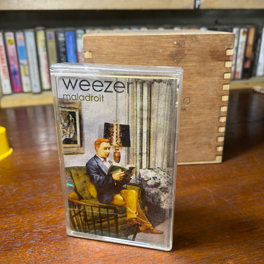 KASET PITA WEEZER MALADROIT