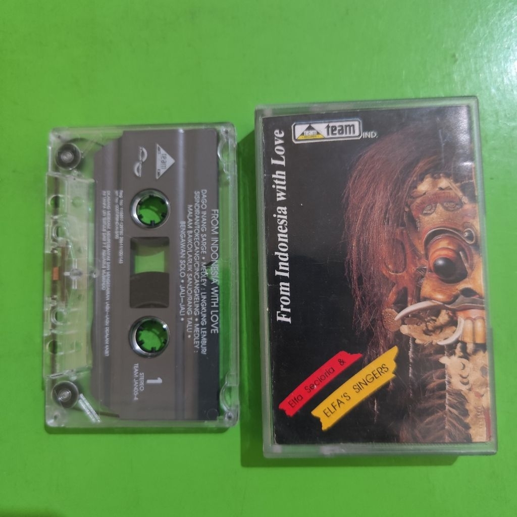 Kaset ELFA SECIORIA & ELFA'S SINGERS From Indonesia With Love