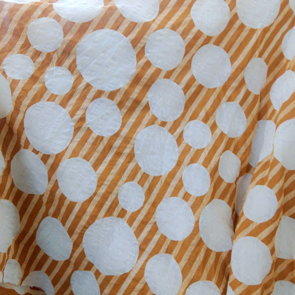 kain katun crinkle motif polkadot - (LQ) - kain katun motif - kain katun Paris motif - kain bahan ka